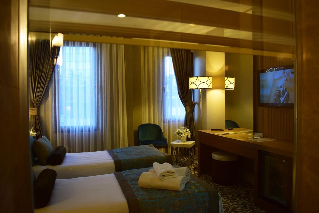 Taksim Line Hotel Estambul Exterior foto